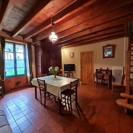 Maison De Charme Avec Wifi Au Cœur Du Marais Poitevin, Jardin Clos, Barque Et Vélos, 4 - Fr-1-426-146 Benet
